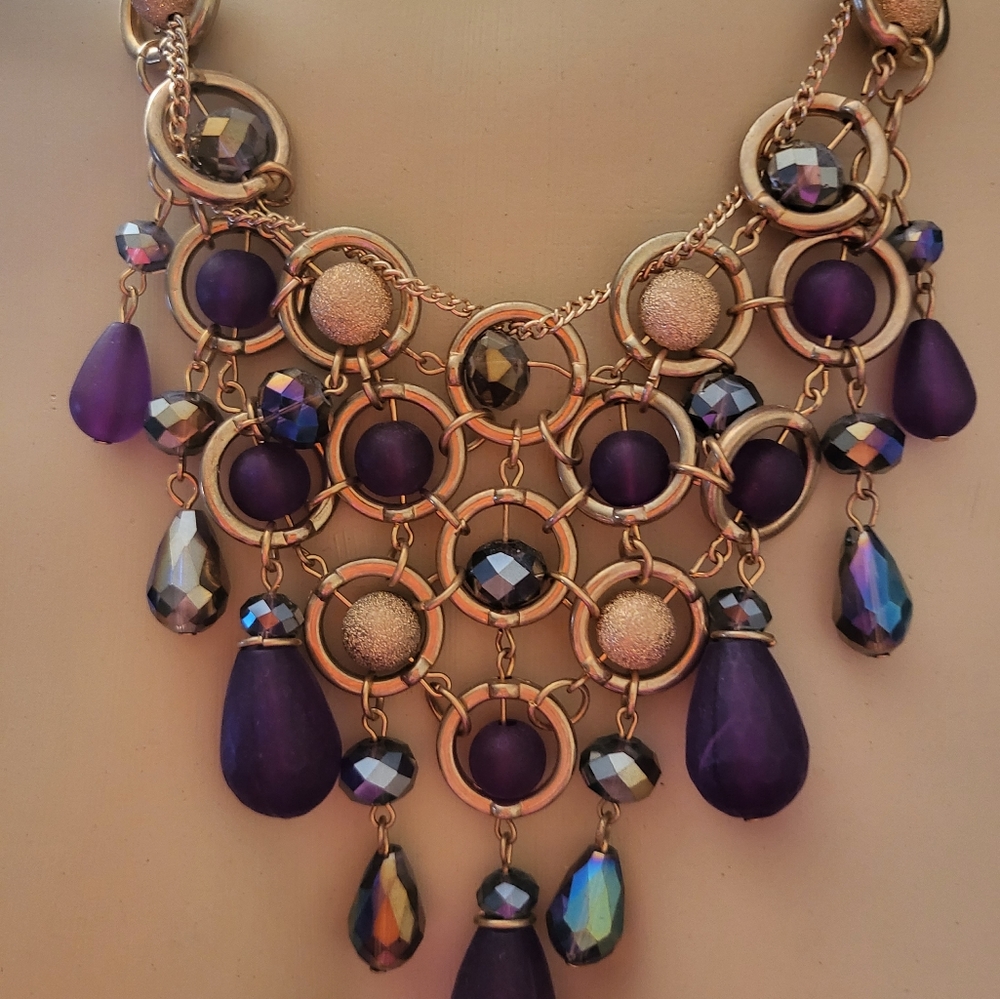 Necklace - Picture 3 of 6